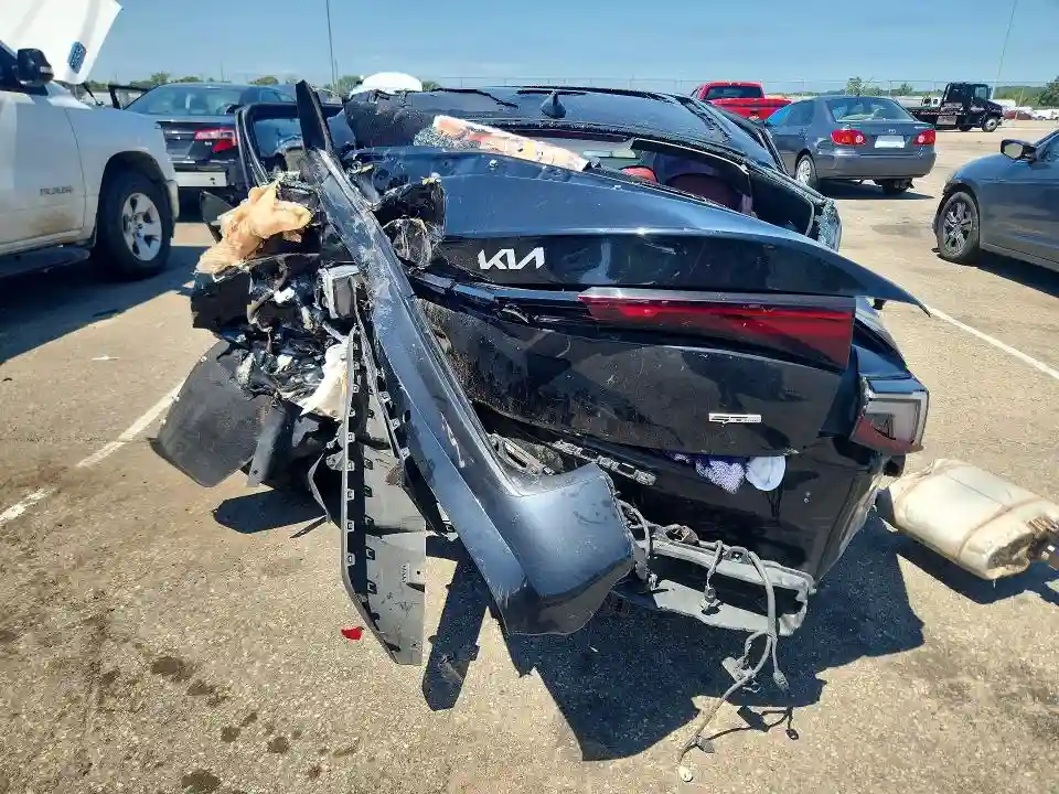 KNAG64J76T5446688 2026 KIA K5-5