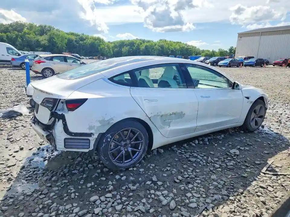 5YJ3E1EA7LF793311 2020 TESLA MODEL 3-2