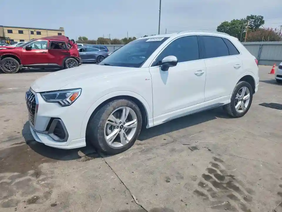 WA1DECF38P1063237 2023 AUDI Q3-0