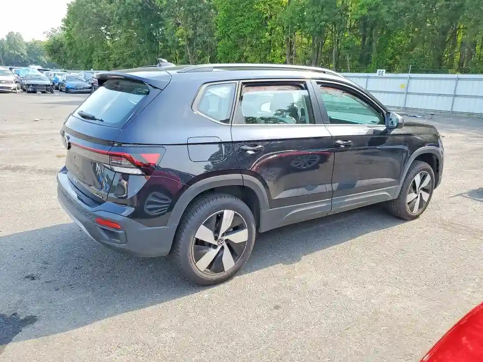 3VV8C7B22SM070392 2025 VOLKSWAGEN TAOS S-2