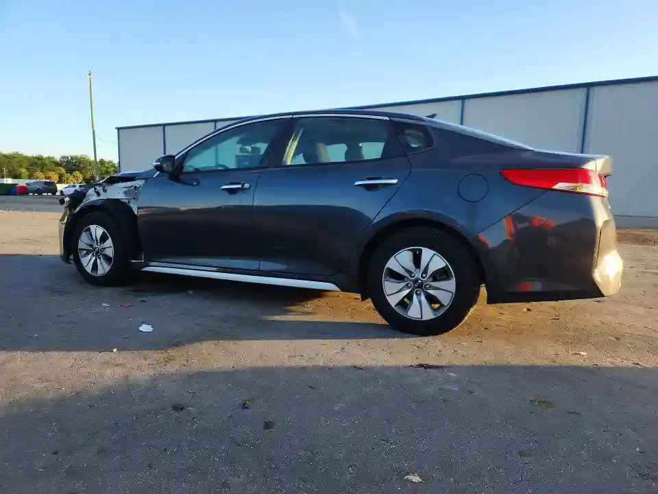 KNAGT4LC7H5007008 2017 KIA OPTIMA-1