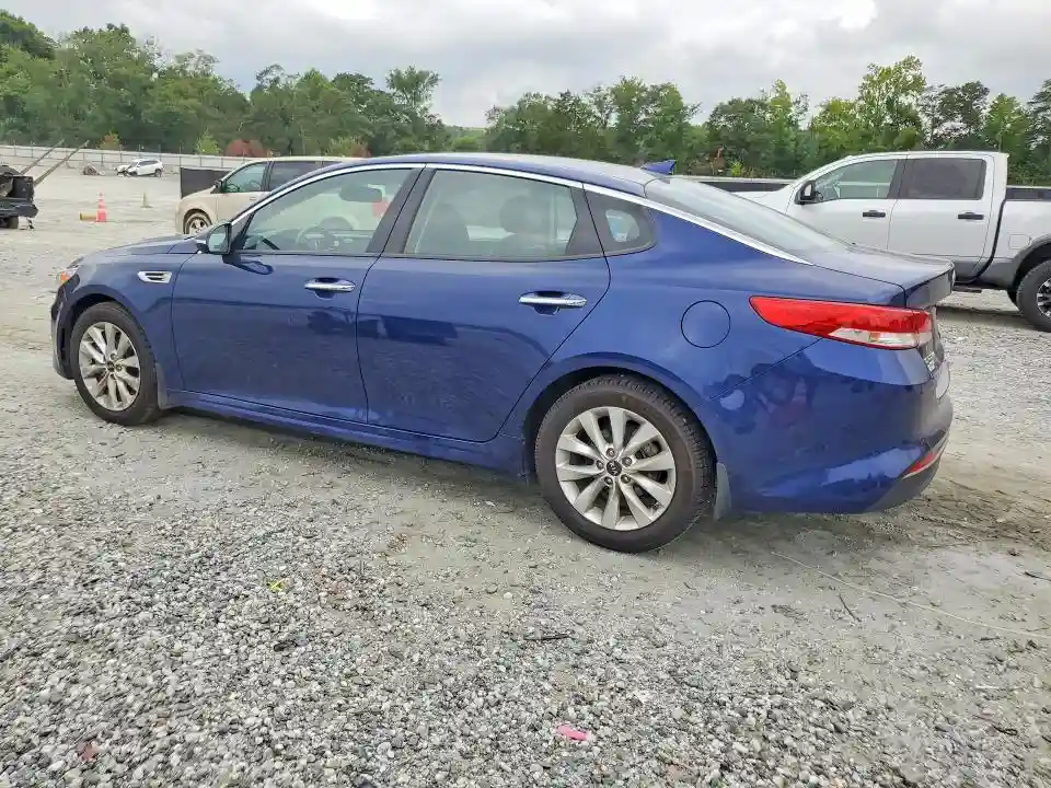 5XXGU4L38HG137021 2017 KIA OPTIMA-1