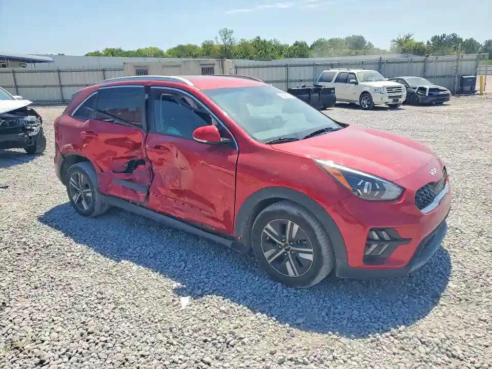 KNDCD3LD6N5547057 2022 KIA NIRO-3