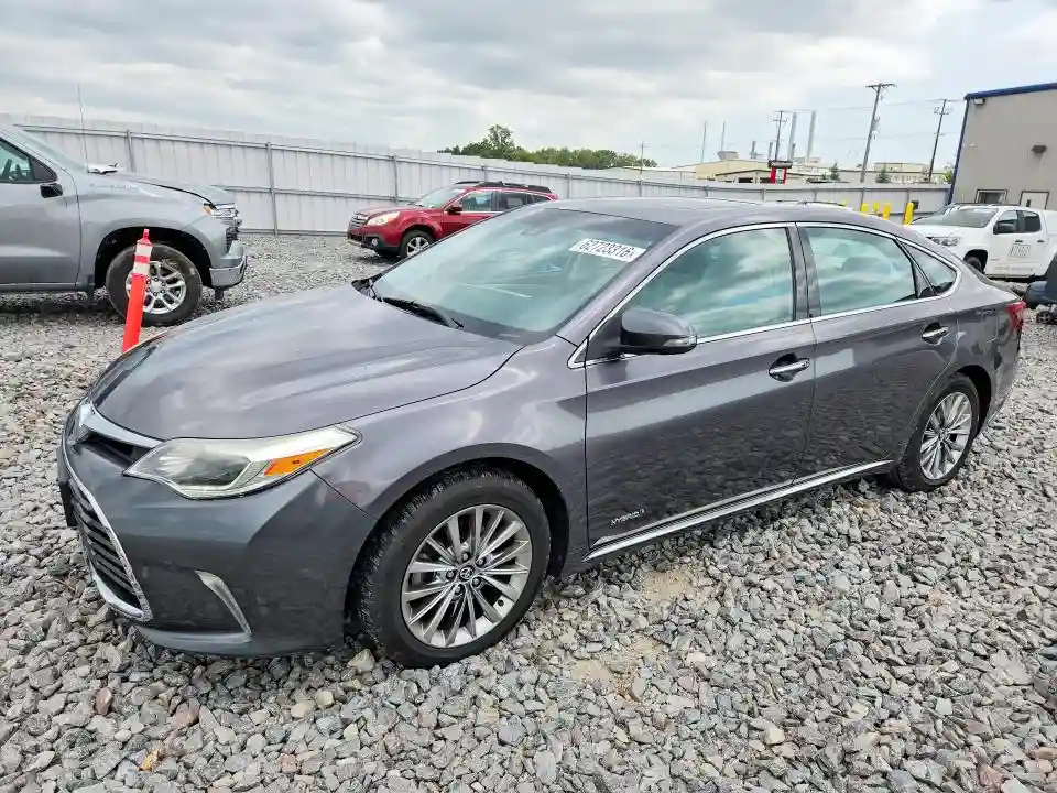 2016 TOYOTA AVALON