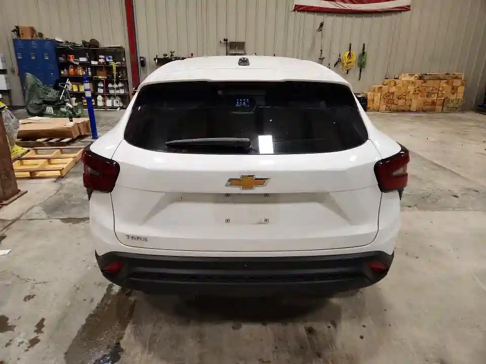 KL77LFEP2SC153900 2025 CHEVROLET TRAX-5
