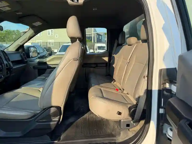 1FTFX1E55KKC16305 2019 FORD F150-5