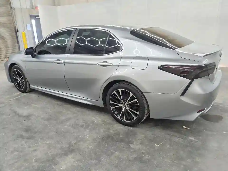 JTNB11HK2J3030646 2018 TOYOTA CAMRY-1