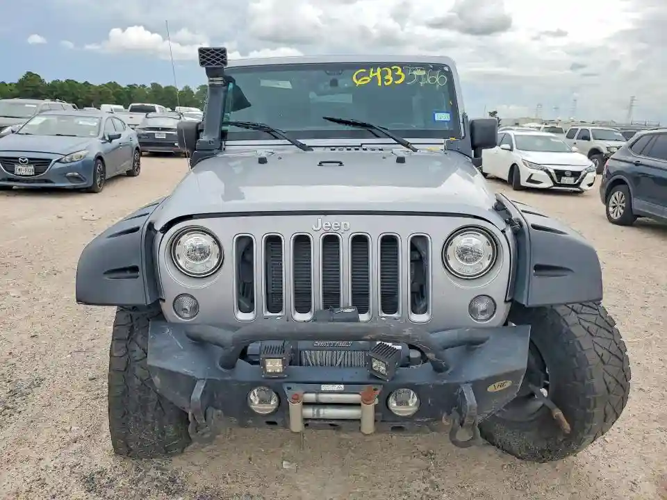 1C4BJWEG7JL845605 2018 JEEP WRANGLER-4