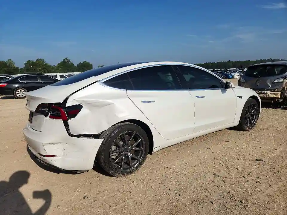 5YJ3E1EA2LF642618 2020 TESLA MODEL 3-2
