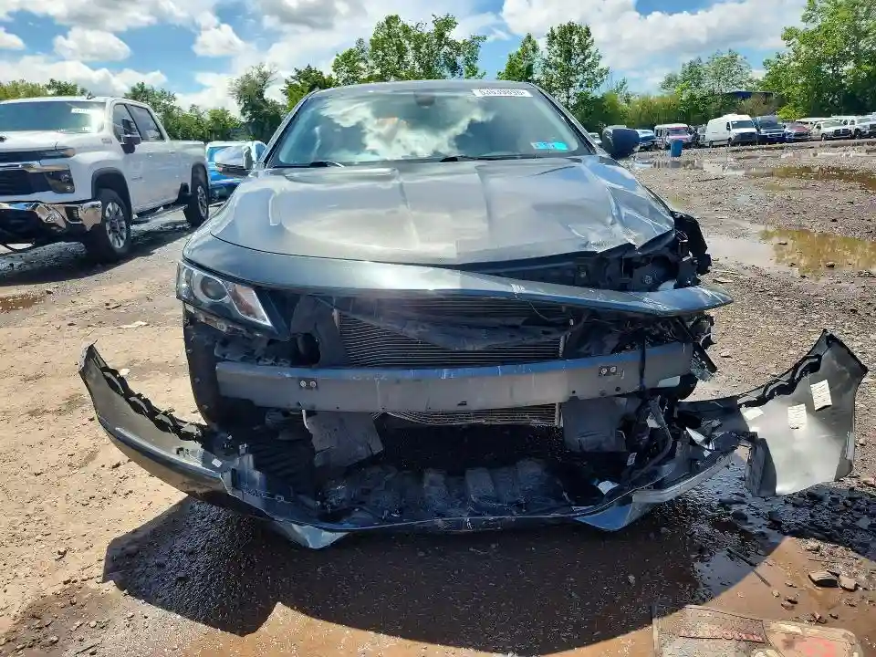 2G1125S35J9133940 2018 CHEVROLET IMPALA-4