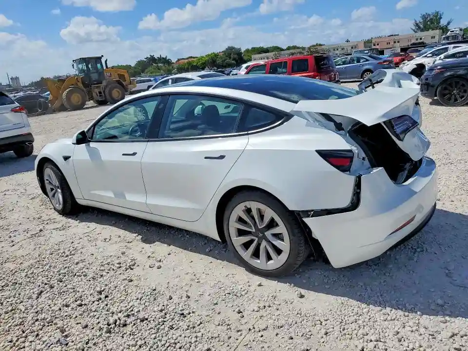 5YJ3E1EA7PF430528 2023 TESLA MODEL 3-1
