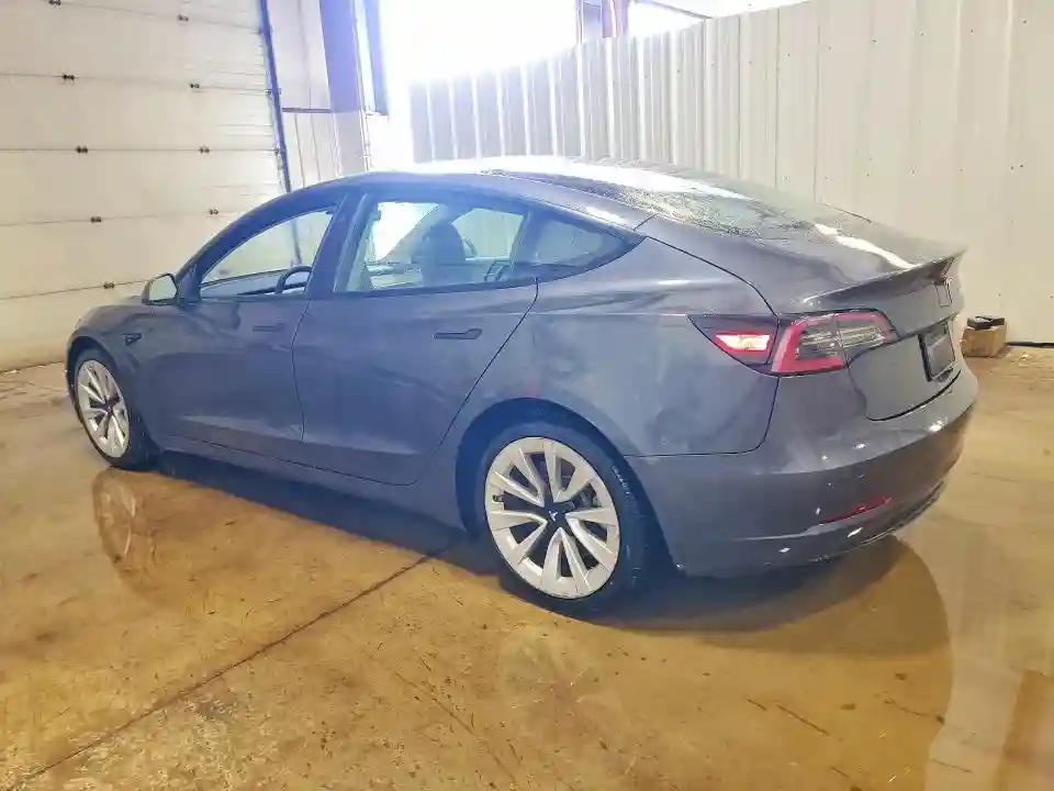 5YJ3E1EA7NF186392 2022 TESLA MODEL 3-1