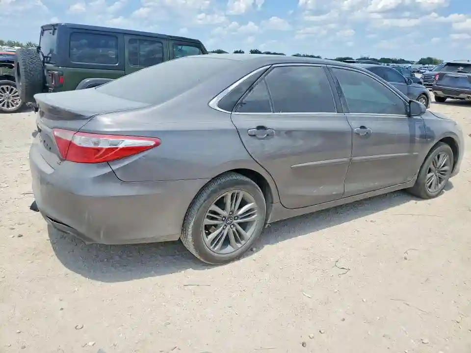 4T1BF1FK1HU403250 2017 TOYOTA CAMRY-2