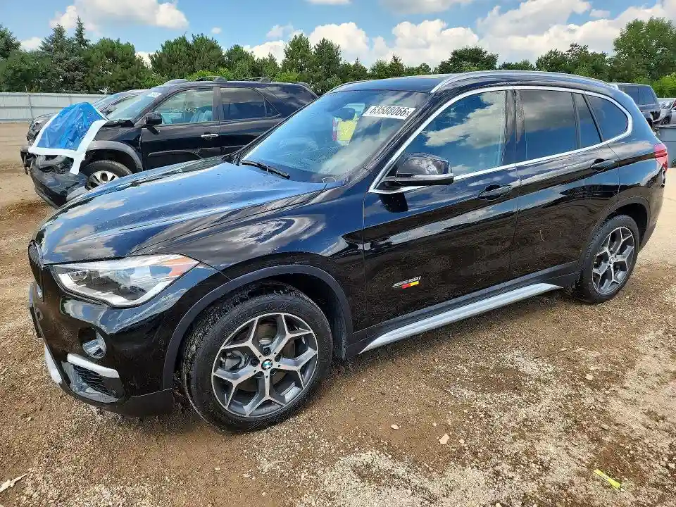 WBXHT3C37G5E49504 2016 BMW X1-0