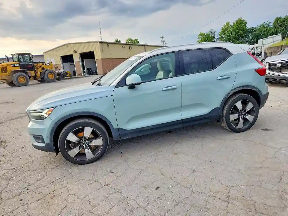YV4162XZXK2004449 2019 VOLVO XC40-0