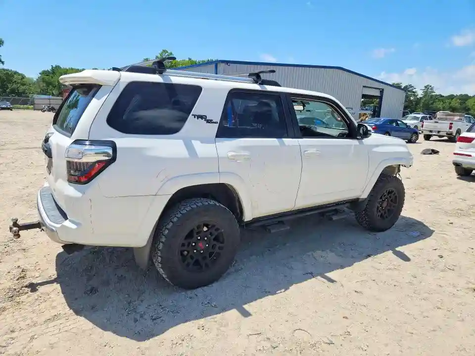 JTEBU5JR2J5511961 2018 TOYOTA 4RUNNER-2
