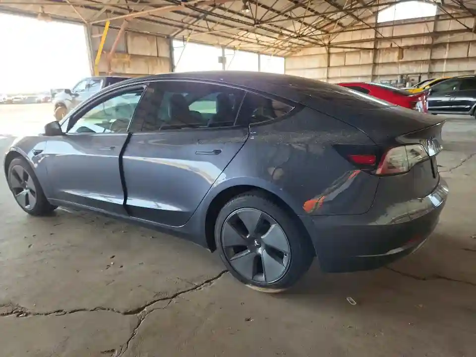 5YJ3E1EA1PF501061 2023 TESLA MODEL 3-1