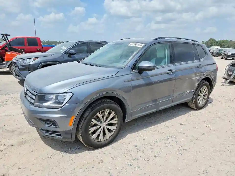 3VV1B7AX2LM151234 2020 VOLKSWAGEN TIGUAN-0
