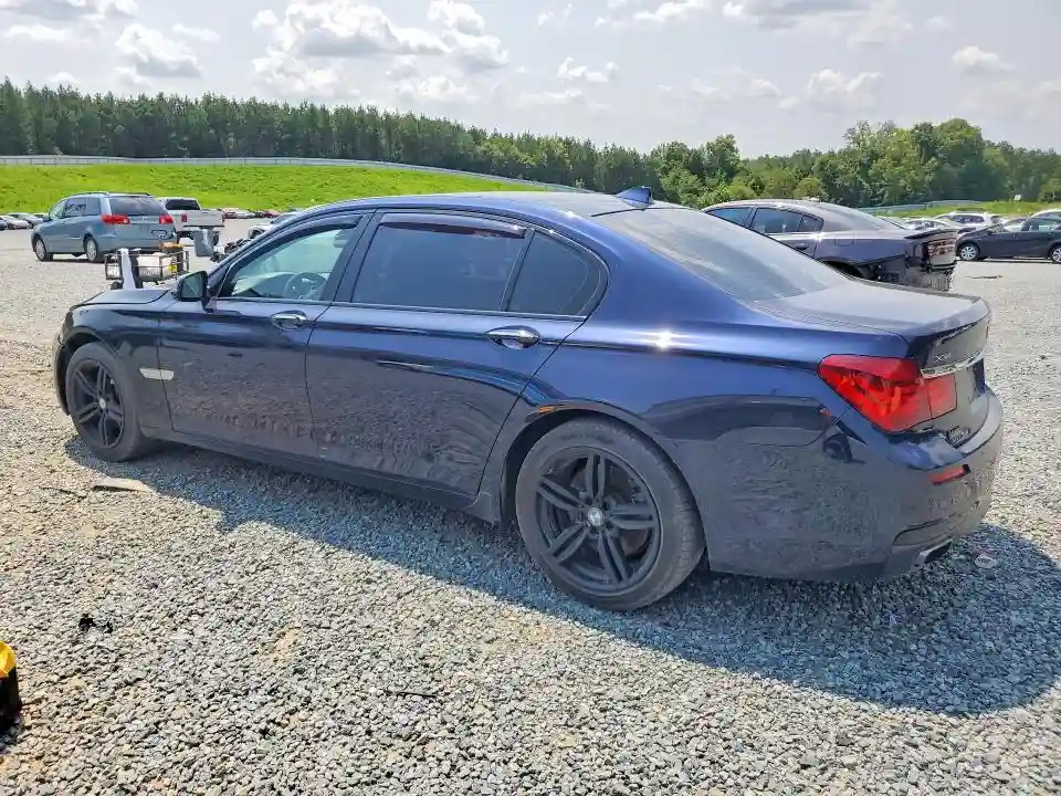 WBAYF4C55FG291818 2015 BMW 7 SERIES-1