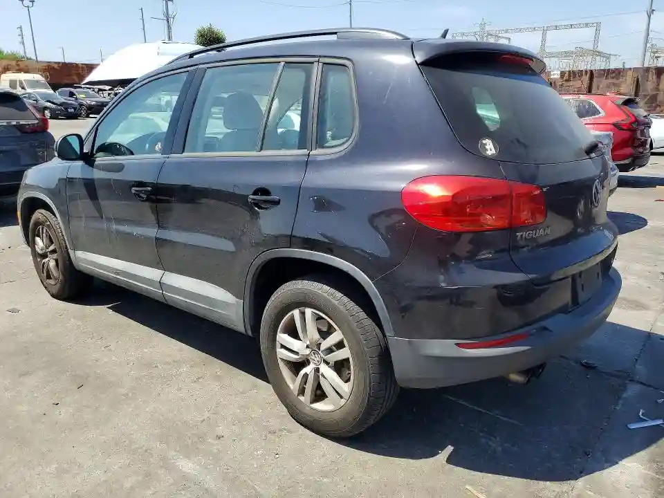 WVGAV7AX8GW588968 2016 VOLKSWAGEN TIGUAN-1