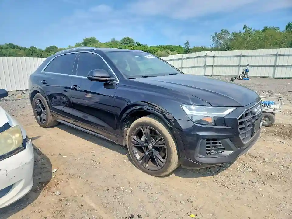 WA1AVAF13KD016260 2019 AUDI Q8-3