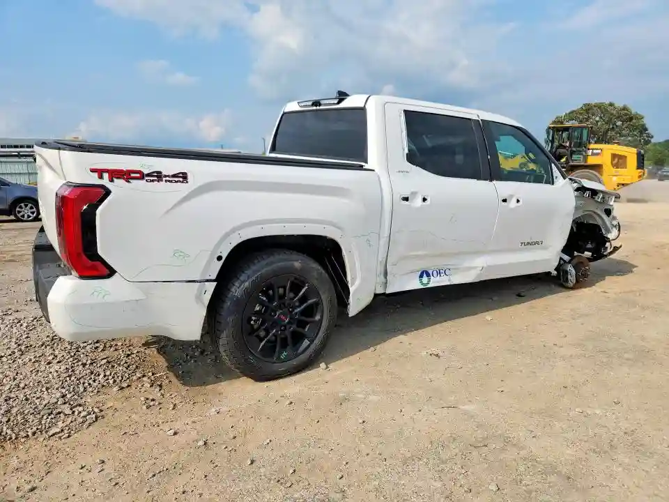 5TFWA5DB2SX282233 2025 TOYOTA TUNDRA-2