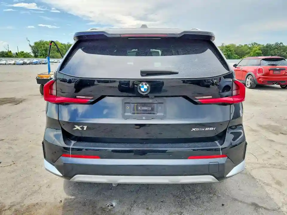 WBX73EF06S5261104 2025 BMW X1-5