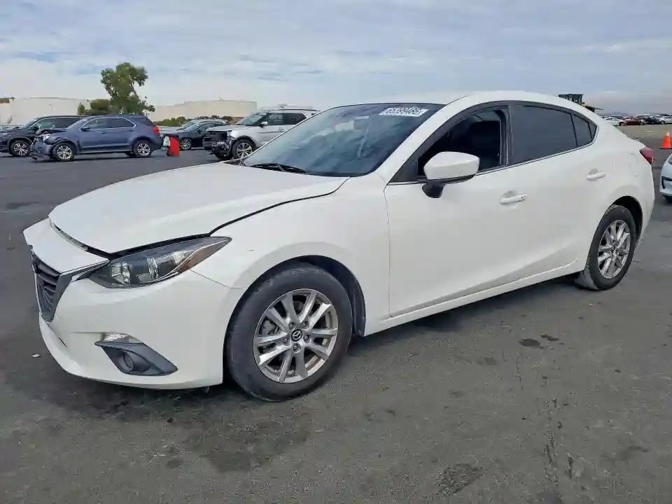 3MZBM1V77FM232087 2015 MAZDA 3-0