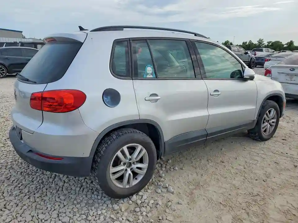 WVGAV7AX4FW597598 2015 VOLKSWAGEN TIGUAN-2