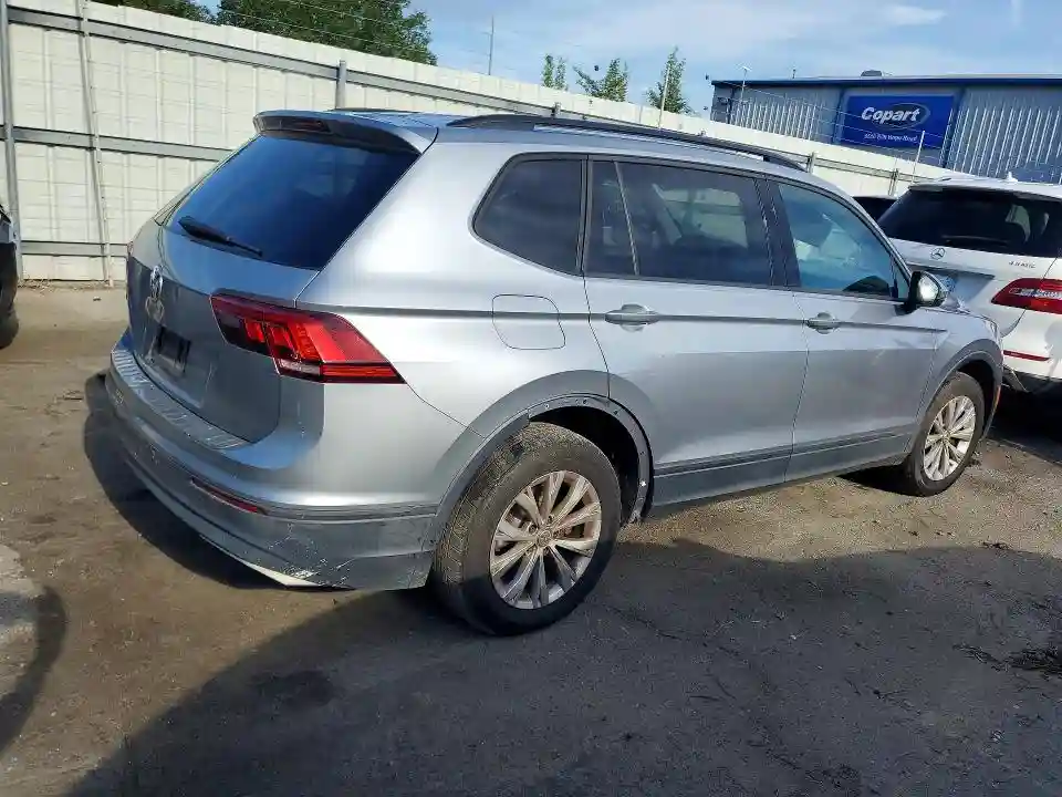 3VV1B7AXXKM113507 2019 VOLKSWAGEN TIGUAN-2