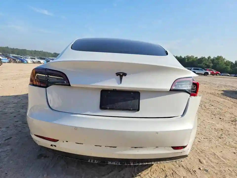 5YJ3E1EA2LF642618 2020 TESLA MODEL 3-5
