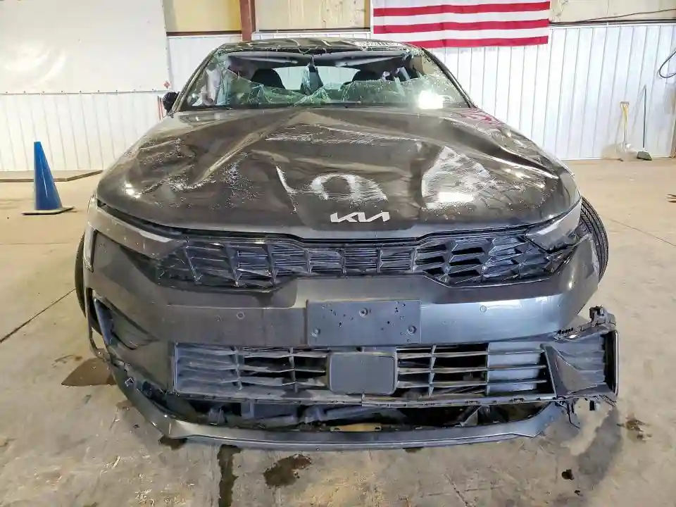 KNAG24J70T5458704 2026 KIA K5-4