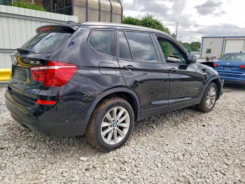 5UXWX9C33H0T22500 2017 BMW X3-2
