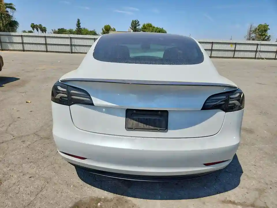 5YJ3E1EC5MF850883 2021 TESLA MODEL 3-5