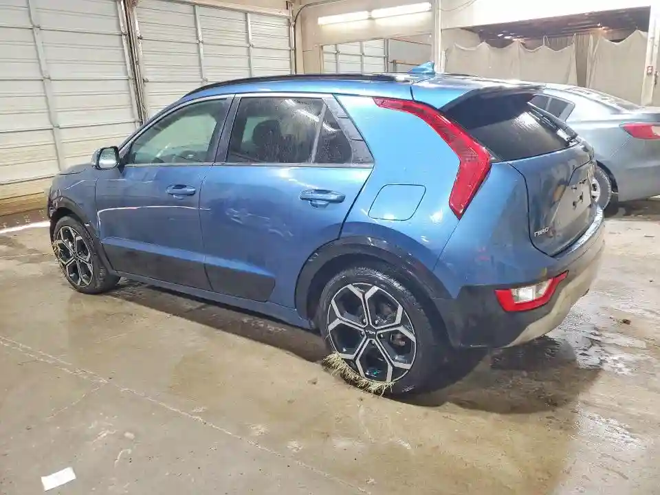 KNDCR3LE6P5036087 2023 KIA NIRO-1