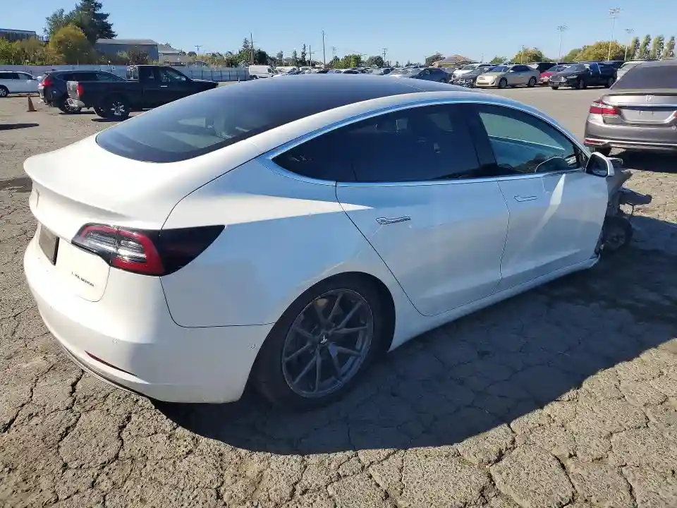 5YJ3E1EBXLF637580 2020 TESLA MODEL 3-2