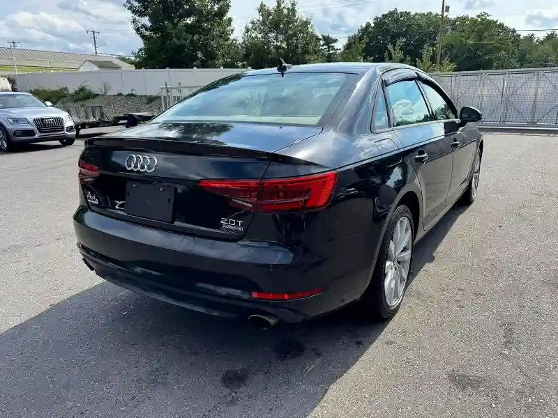 WAUANAF47HN007531 2017 AUDI A4-2