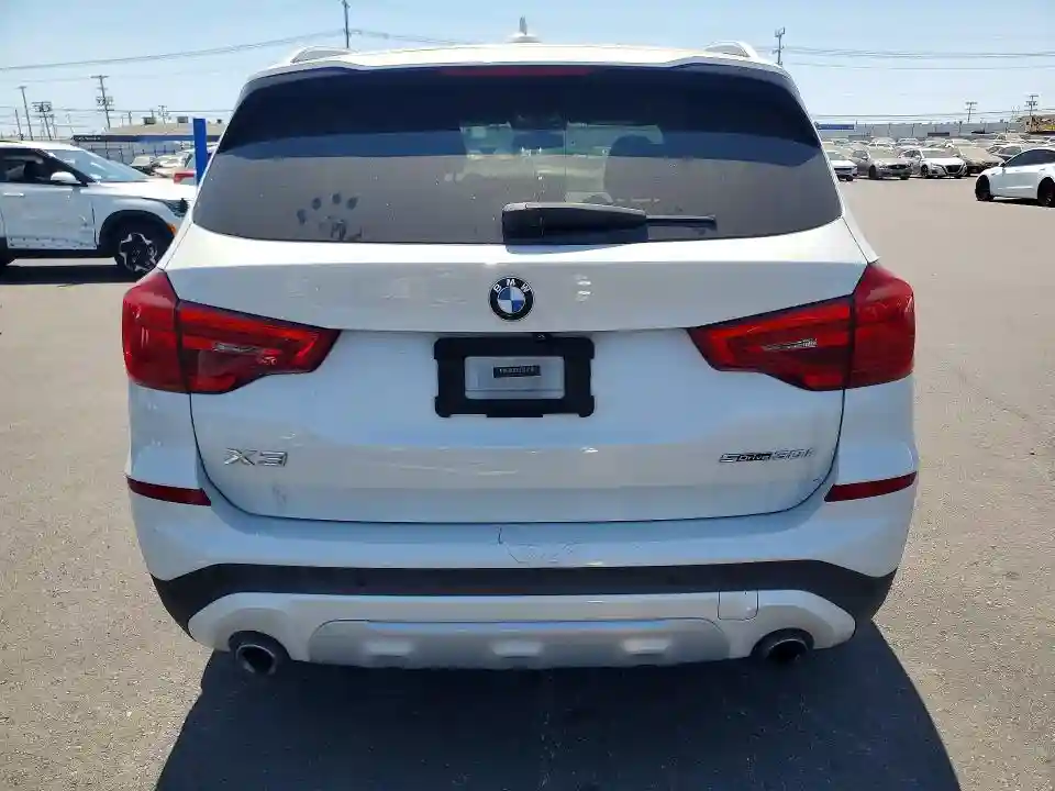 5UXTR7C55KLR47294 2019 BMW X3-5
