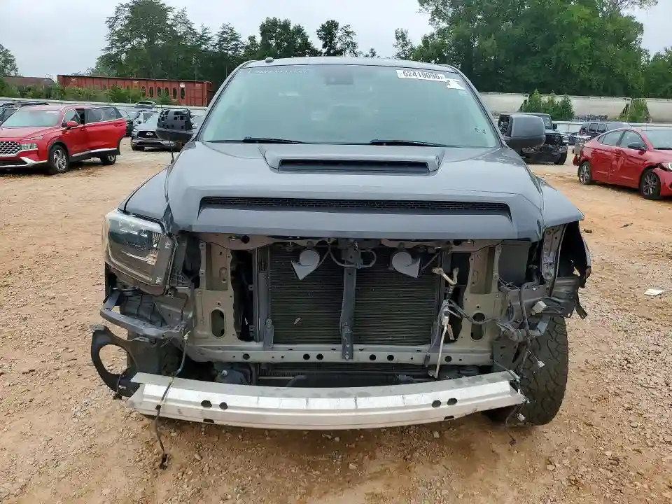 5TFDW5F10KX824877 2019 TOYOTA TUNDRA-4