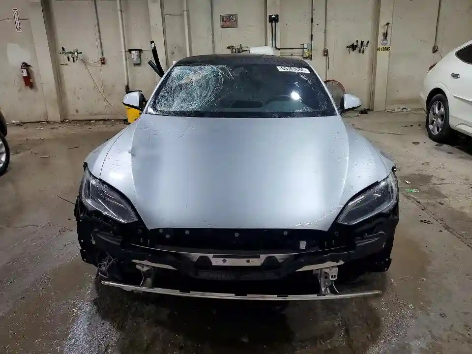 5YJSA1E53TF561766 2026 TESLA MODEL S-4