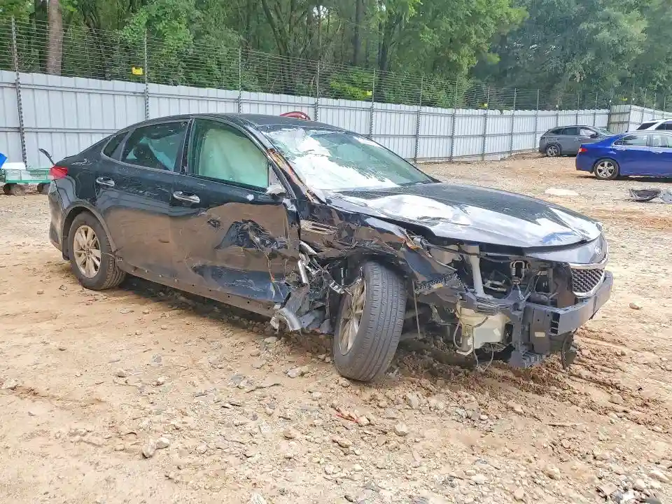 5XXGT4L37JG193606 2018 KIA OPTIMA-3
