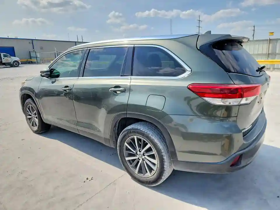 5TDKZRFH6KS316972 2019 TOYOTA HIGHLANDER-1