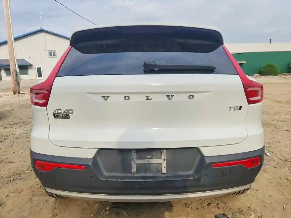 YV4162UK6L2223076 2020 VOLVO XC40-5