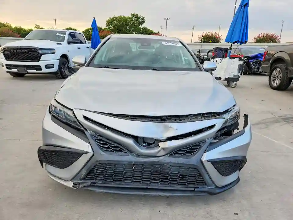4T1G31AK3MU556860 2021 TOYOTA CAMRY-4