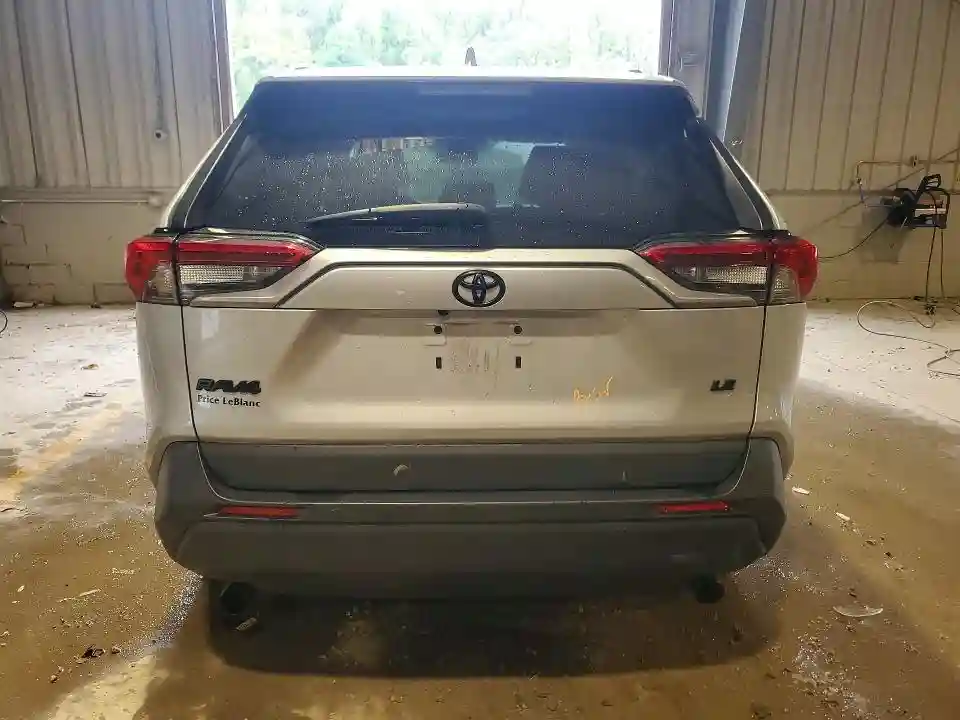 2T3H1RFV1MC150256 2021 TOYOTA RAV4-5
