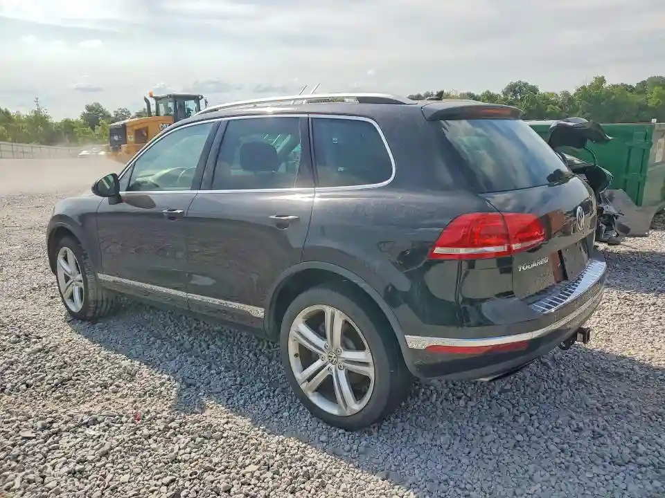 WVGGF7BPXHD003391 2017 VOLKSWAGEN TOUAREG-1