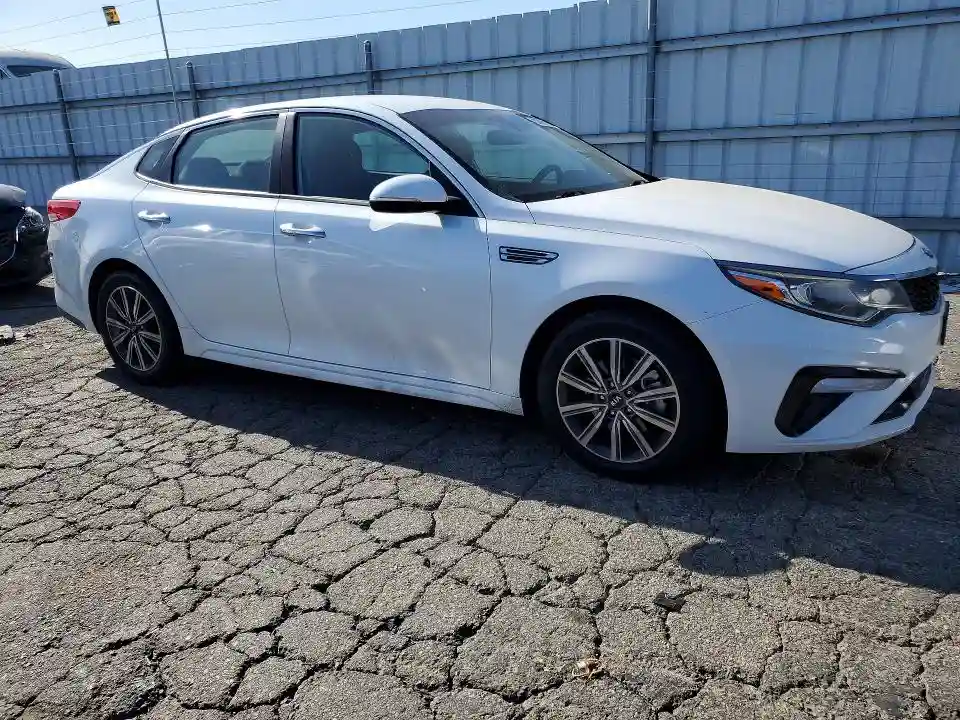 5XXGT4L36KG365951 2019 KIA OPTIMA-3