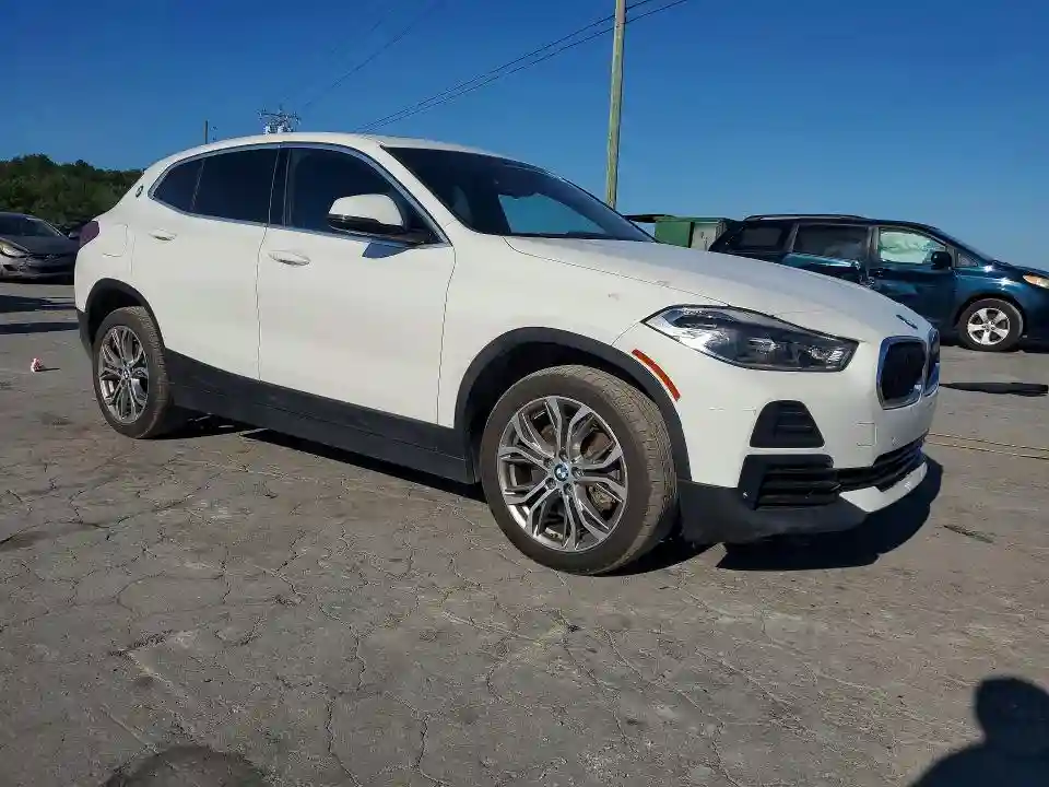 WBXYJ1C04N5U25994 2022 BMW X2-3