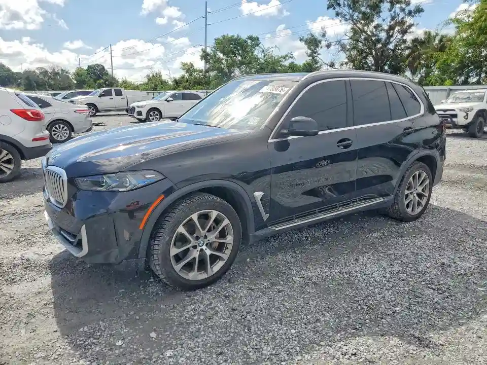 5UX13EU04R9S58824 2024 BMW X5-0