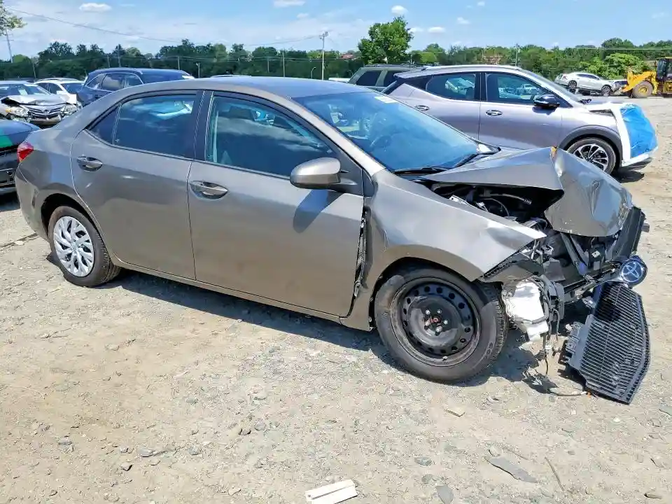 2T1BURHE8KC239290 2019 TOYOTA COROLLA-3